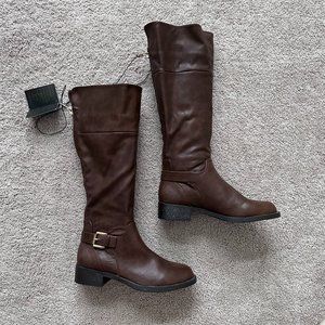 Women's NWT Forever 21 Brown Faux Leather Riding Boot (Size 6)